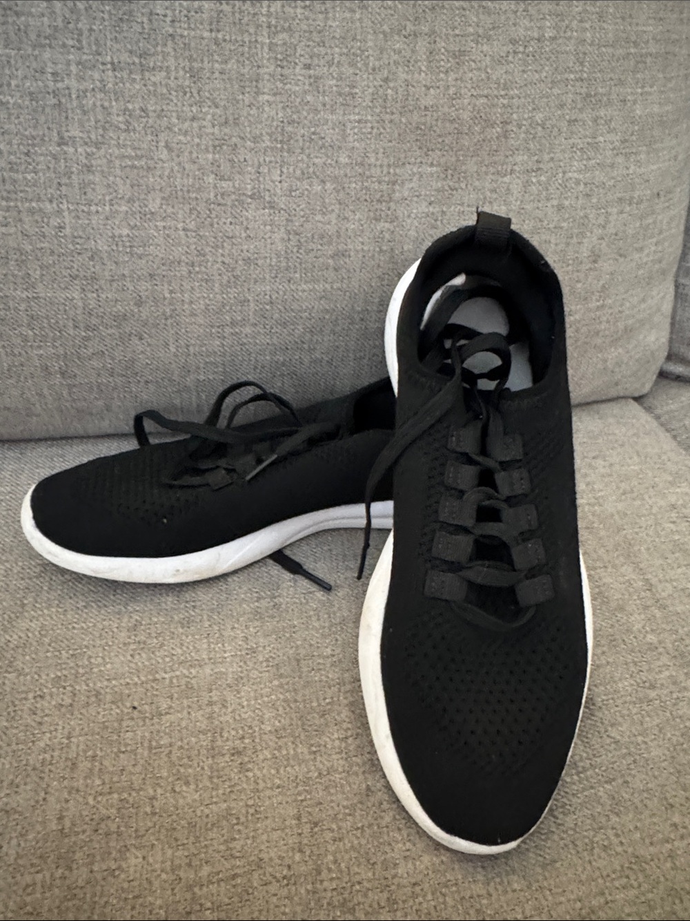 Fabletics Women’s The Everyday Sneaker in Black